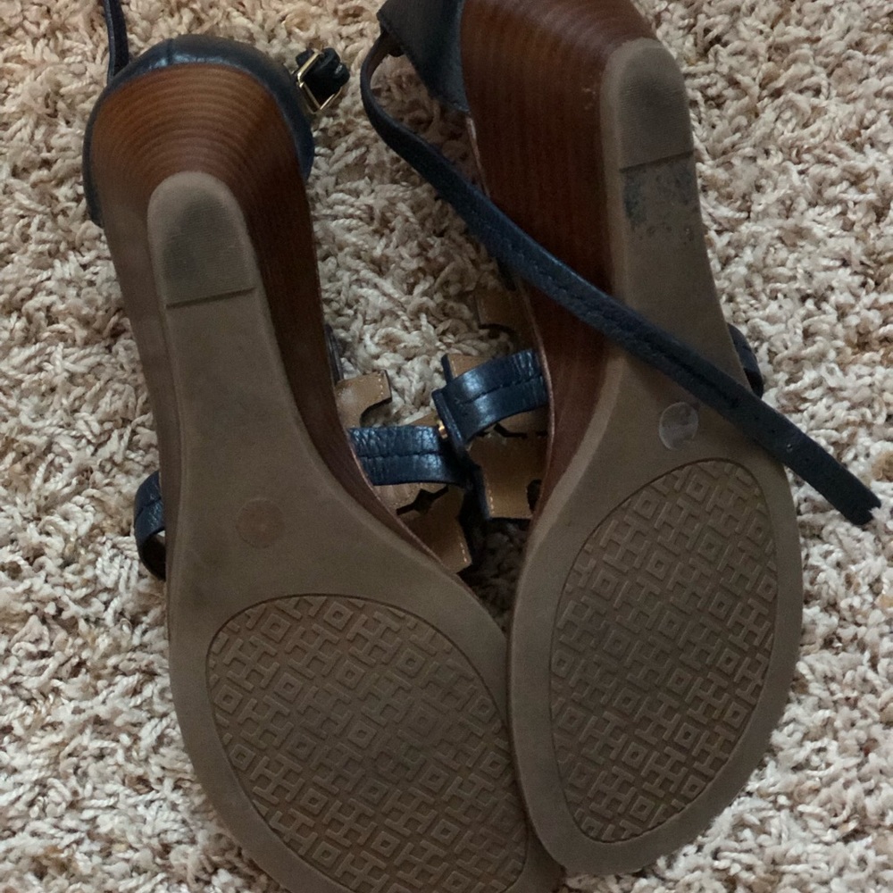 Tory Burch Navy strap sandal, like new, worn once - Picture 2 of 5